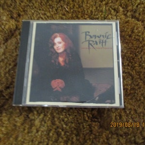 Vintage Bonnie Raitt Blues-rock slide guitarist with bewitching heartfelt voice Relaxing and Entertaining, Add to Collection Great Gift image 1