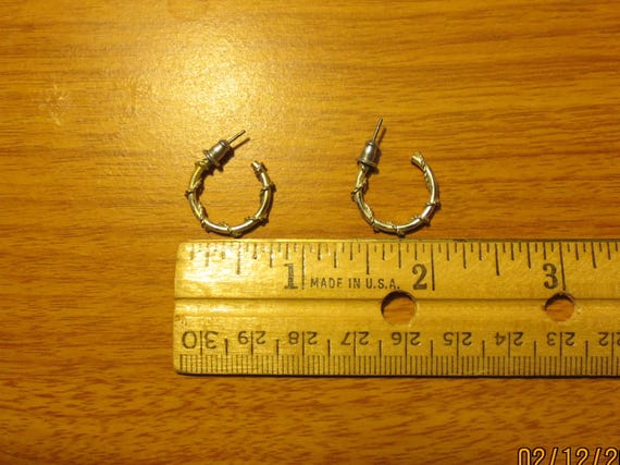3 Pairs of Vintage Petite Hoop Earrings in Sterli… - image 7