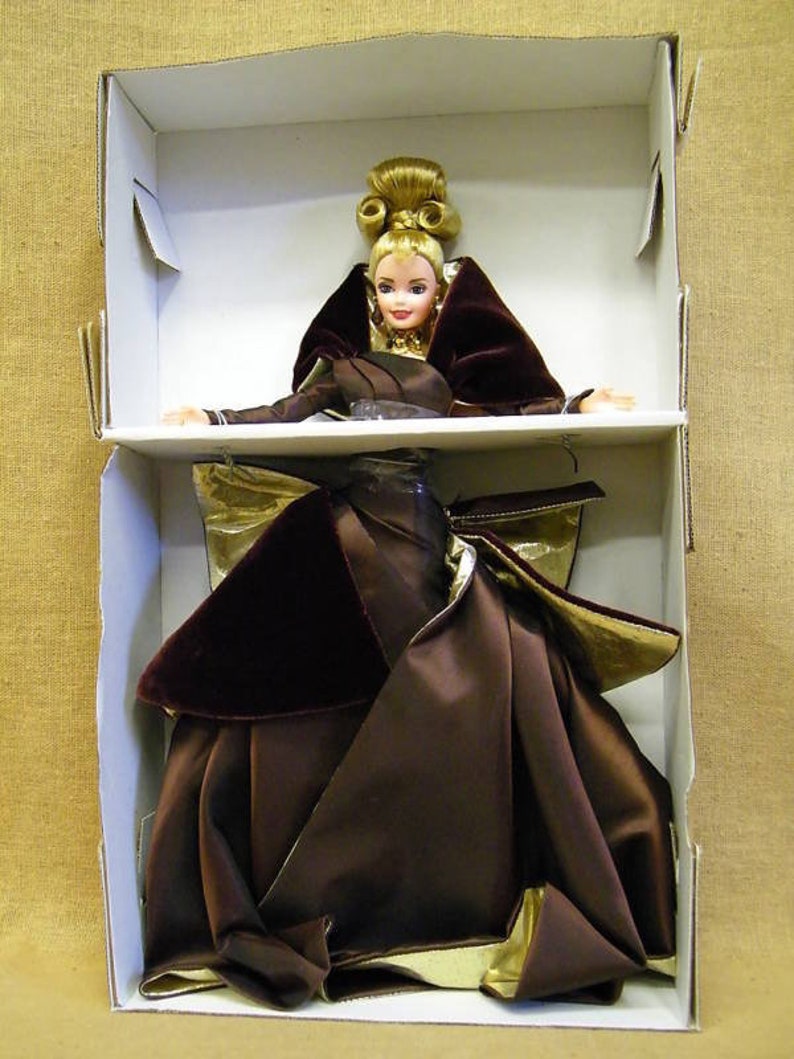 FREE SHIPPING-Vintage New in Box Barbie-Portrait in image 0