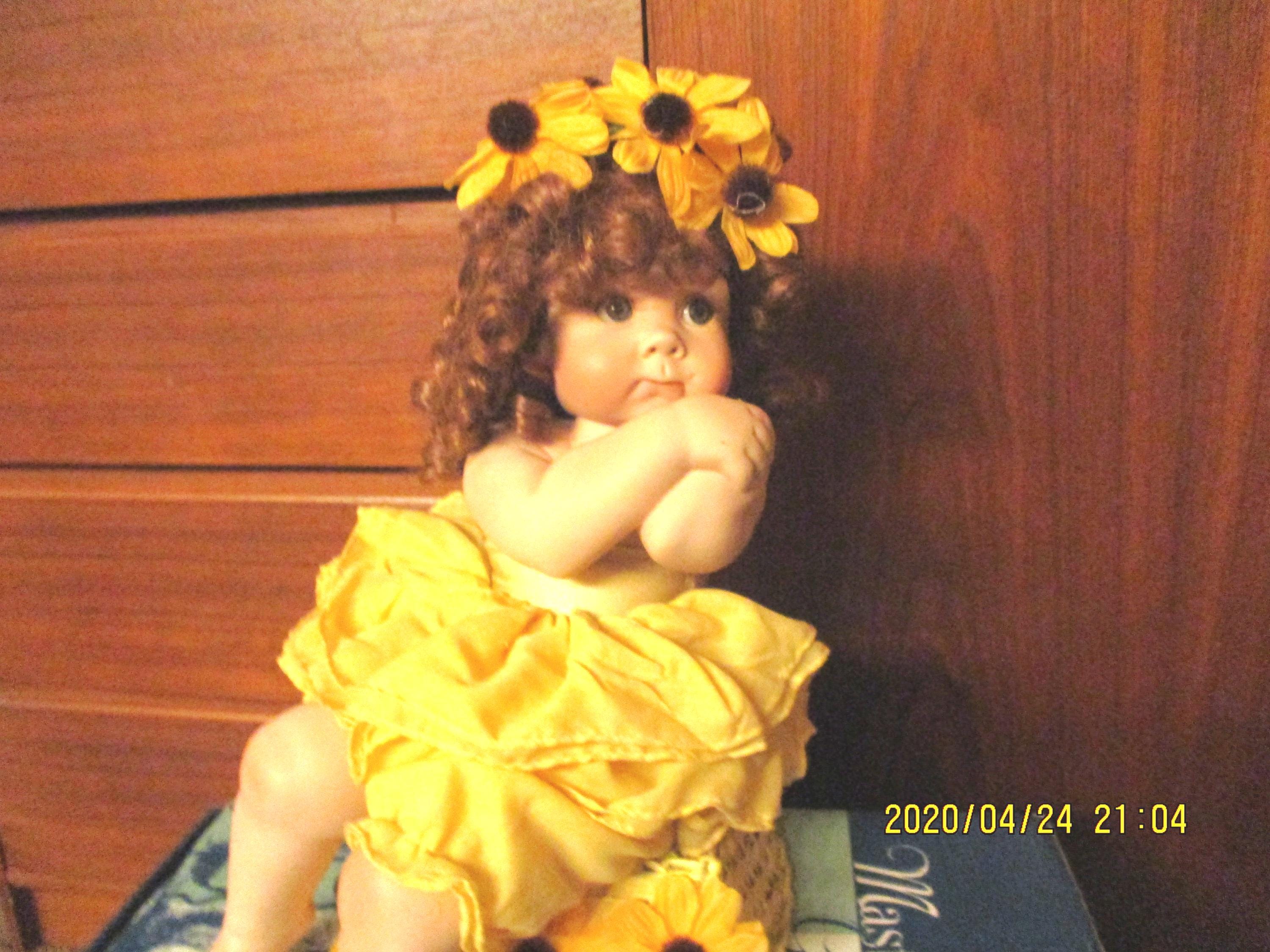 Suzy Q Doll - Main Image