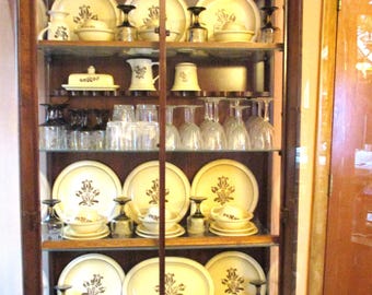 Pfaltzgraff Village Dinnerware Set: 20 or 40-Piece Service, Fleur de Lis