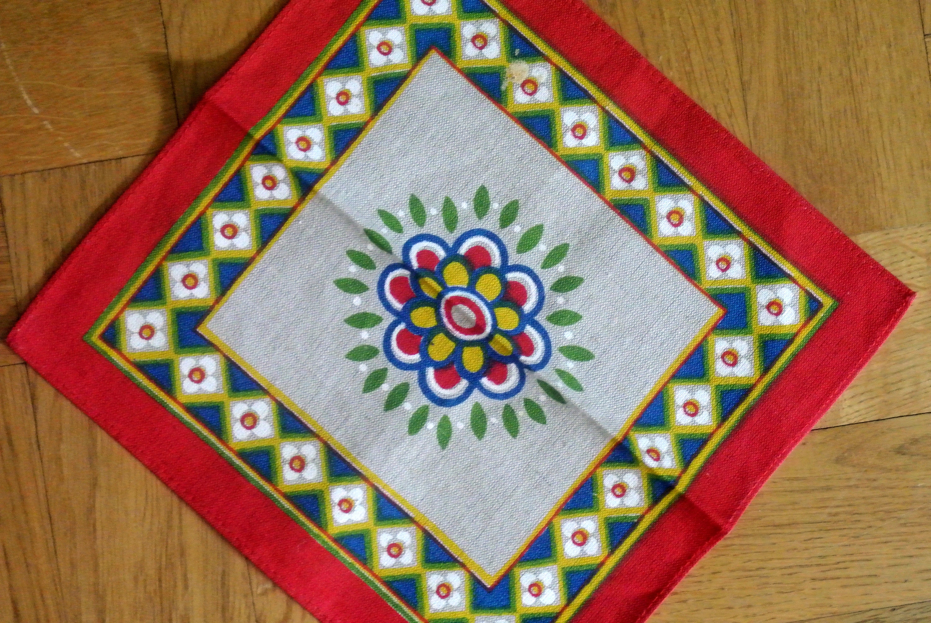 Vintage 1970s Swedish Linen Tablecloth: Retro Floral Design - Etsy