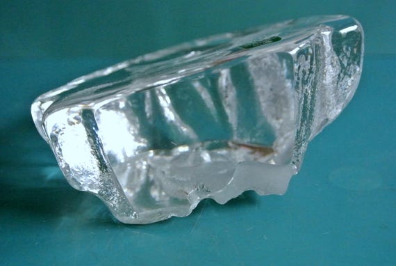 Mats Jonasson Swedish Crystal Wolf Block - Målerås Glass - Etsy Israel