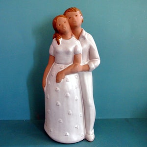 Larger Swedish vintage 1980s Jie Gantofta Edit Risberg design handmade ceramic figurine ungdomar YOUNGSTERS with tag
