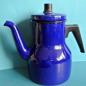 Vintage Sweden Swedish KockumS cobalt blue enamel tea-pot/ coffe-pot kettle