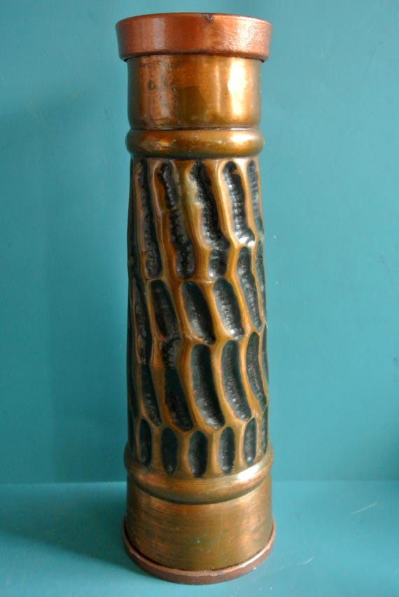 工芸品 Scandinavian Vintage vase Vintage Scandinavian Copper Vase: 1960s Modern Abstract