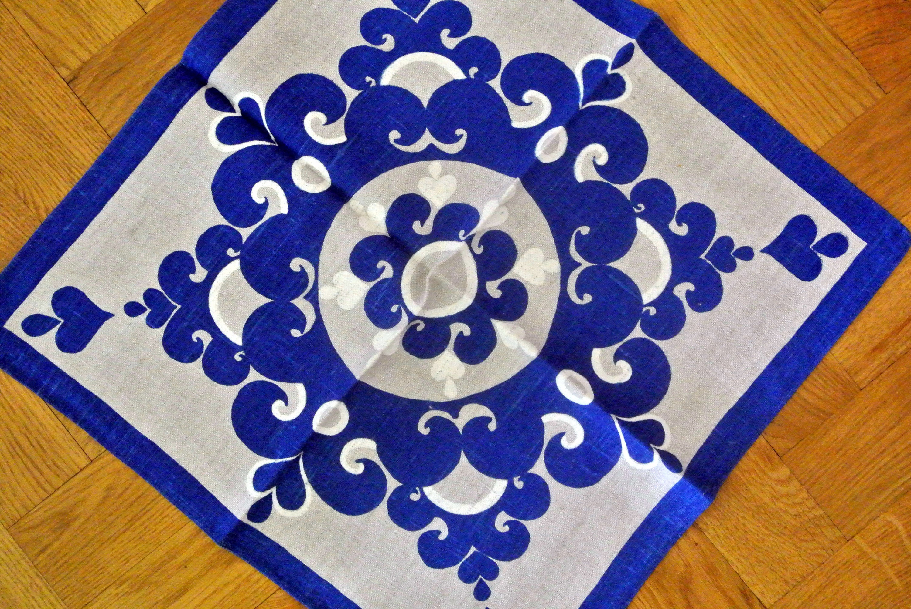 Vintage Swedish Linen Tablecloth: Blue Dala Kurbits Pattern
