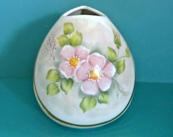 Vintage 1980s HANDPAINTED rounded offwhite porcelain vase with pink wild rose-flower, AB and gold motive decor, signed HW.