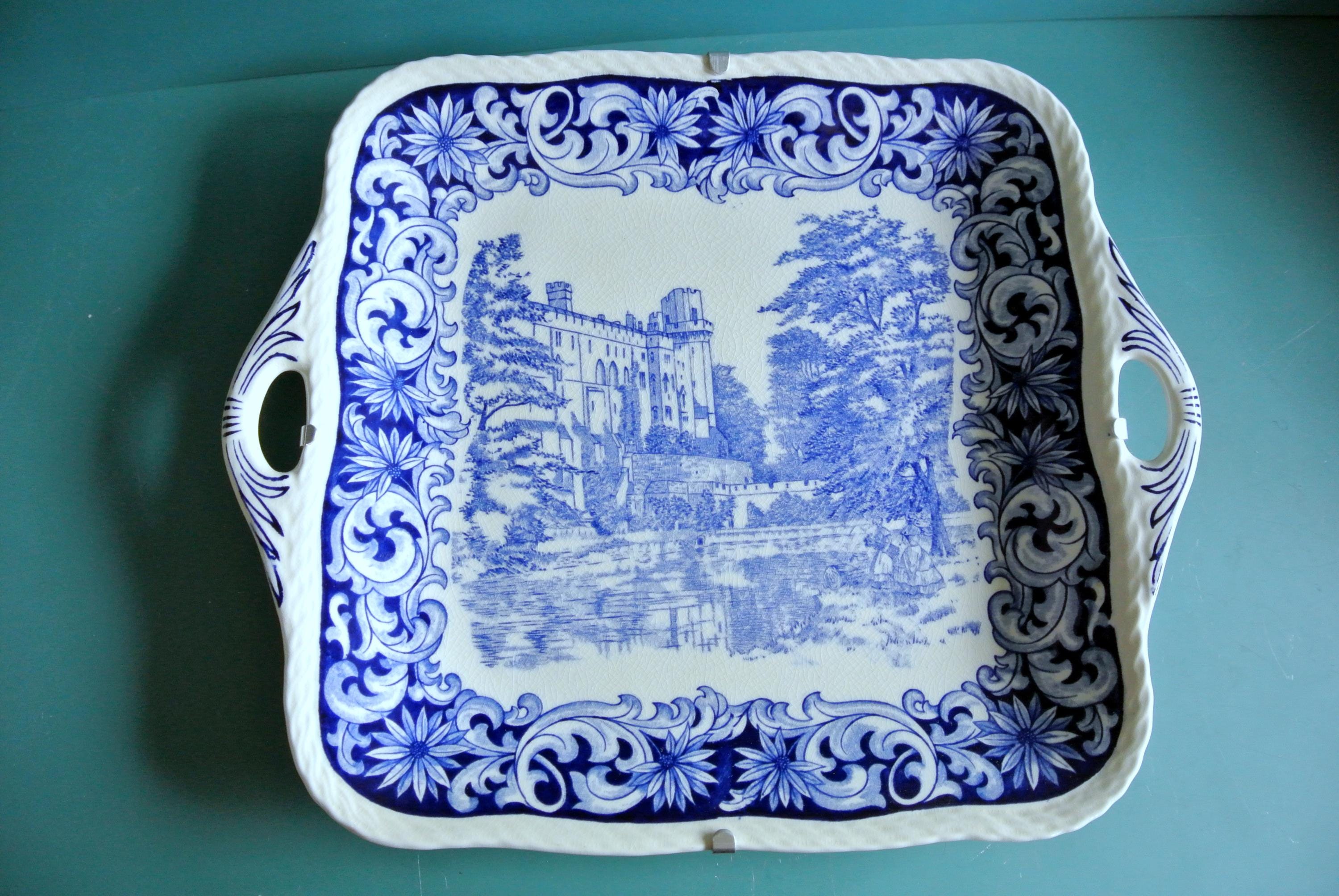 England vintage 1950s Rown.Devon Fieldings porcelain rectangular plate dish/ wallhanging with blue Warwick Castle motive decor and handle