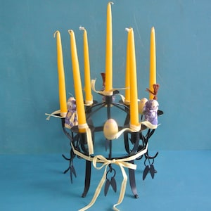 Swedish vintage 1980s black iron metal TOARP-CROWN candleholder for 7 small candles with yellow purple Easter decor wood figures/ bobeeches