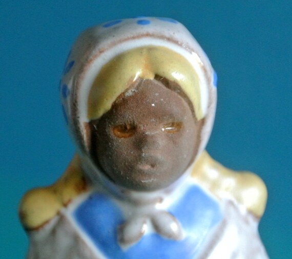 ヴィンテージ Jie Gantofta 陶器製少女像：スウェーデン民芸品の花瓶