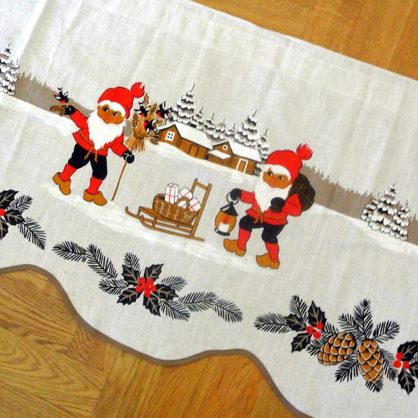 Swedish vintage 1980s cotton curtain valance with large printed Christmas Santa Claus/ sleigh/ vinter countryside motive, light beige bottom