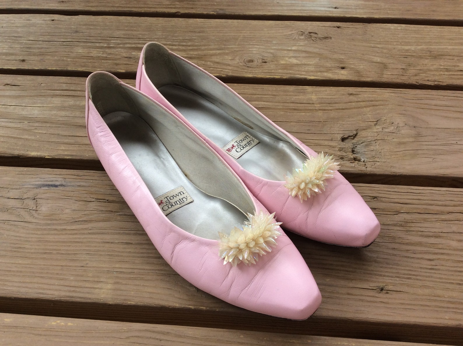 flat pink leather ballet shoes size 9.5 retro wedding flats pastel funky town country