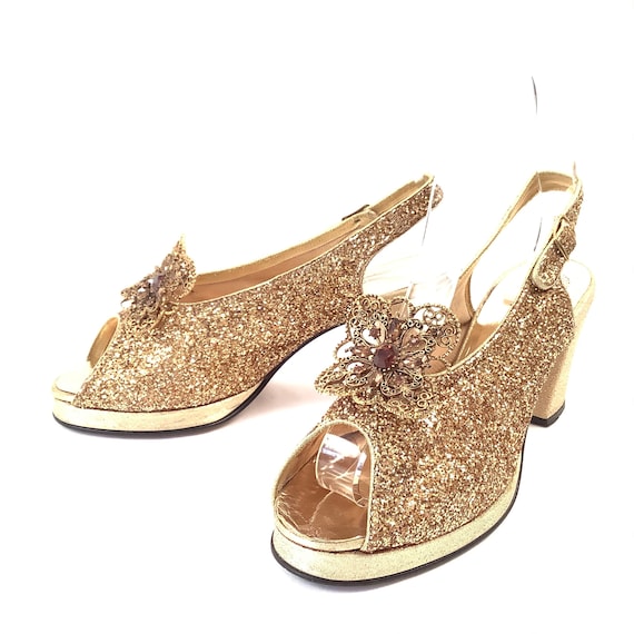 Vintage 50s platform gold glitter 60s heels shoes… - image 7
