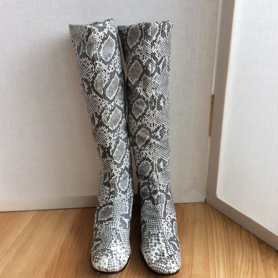 Ultra rare snake print gogo go go boots 60s mod s… - image 4