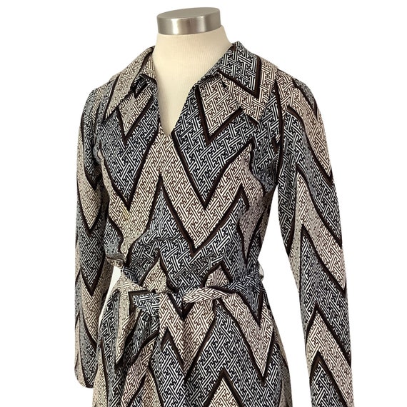 70s chevron print dress long sleeve mod retro vin… - image 3