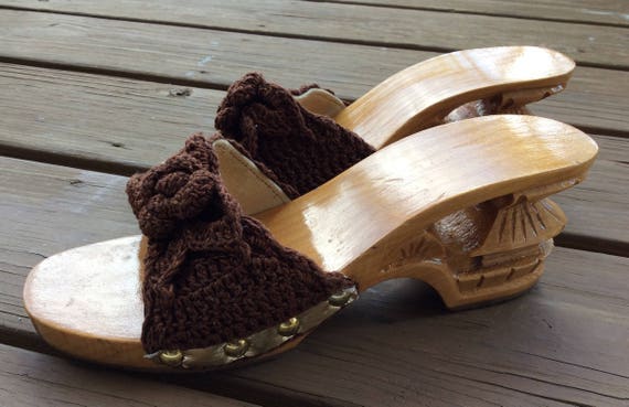 Size 7 Mules Brown Crochet Vintage retro sandals … - image 2