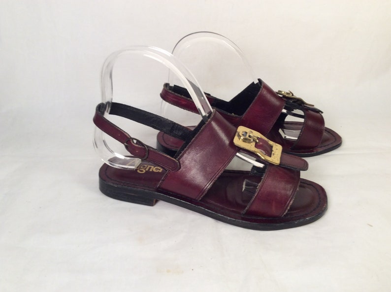 Vintage Etienne Aigner flat sandals retro size 7 oxblood | Etsy