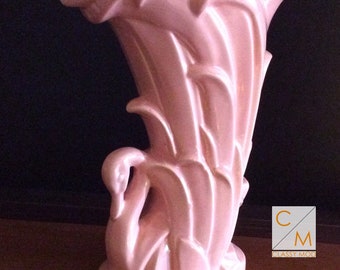 McCoy pink swan vase 60s Hollywood Glamour vase 1960 60s retro ceramic decor