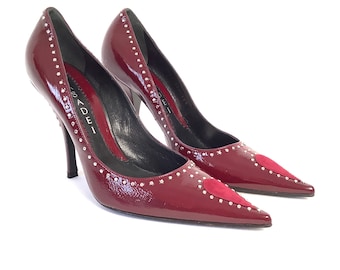 Size 9.5 Pumps Never worn vintage  Casadei heels Bordeaux burgundy Oxblood studded pointy