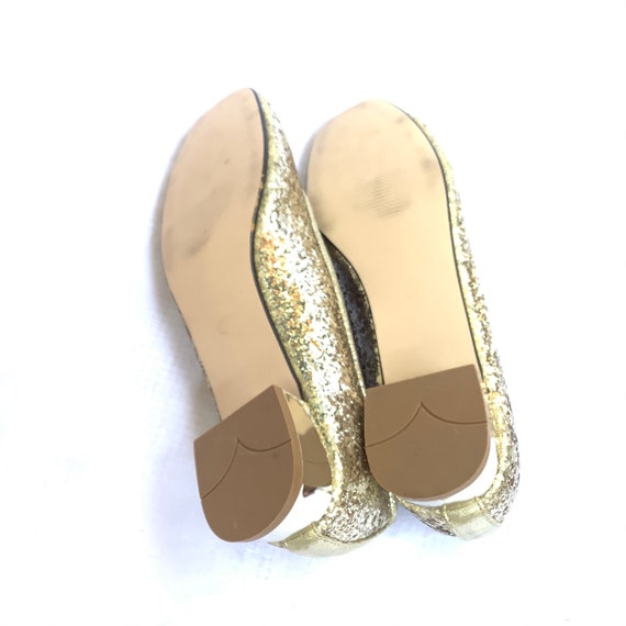 Size 8.5 Flat Shoes Gold Glitter Heels Vintage re… - image 5