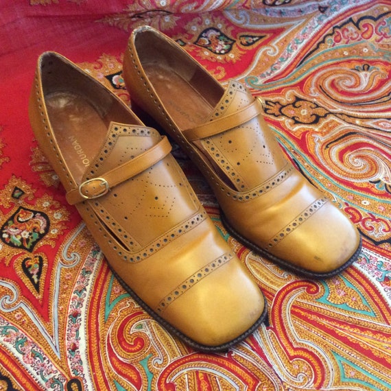 Vintage French loafers shoes buckle 60s mod heels… - image 2