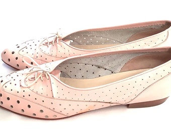 Pink leather Oxfords size 8.5 Van Eli 80s Cut leather perforated flats pink brogues spectator pastel colors Italian