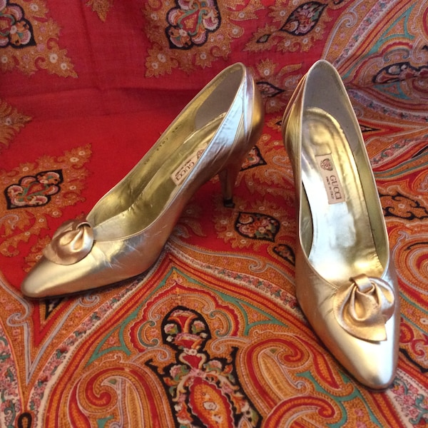 Vintage Gucci gold tone heels 1980 90s pumps shoes size 8 to 8.5 funky collectible
