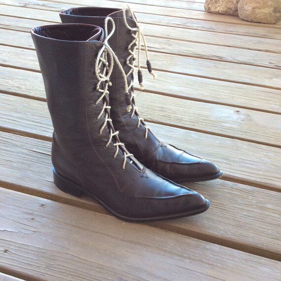 pointy boots