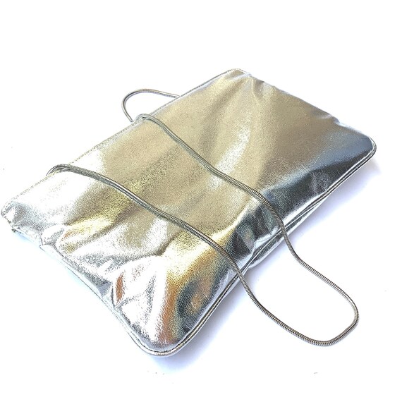 Vintage shoulder bag clutch metallic matte silver… - image 5