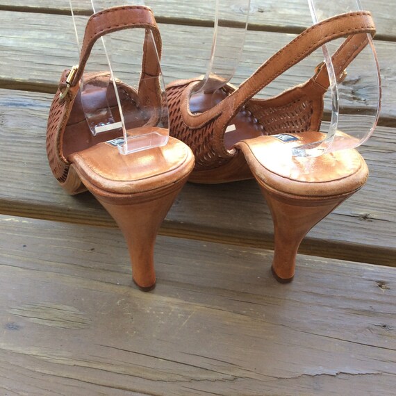 Vintage Wild Pair wood sole leather sandals heels… - image 3