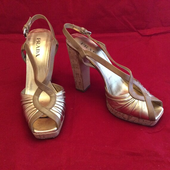 gold heels size 7
