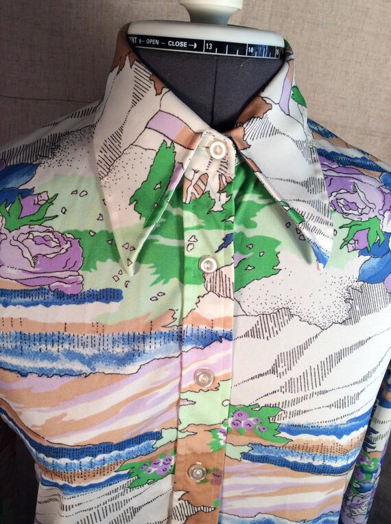 Vintage floral 70s blouse disco purple flowers sma