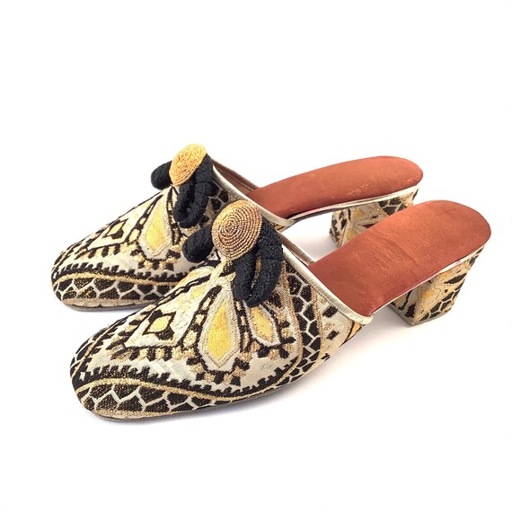 Funky mod Vintage brocade house slippers floral 6… - image 5