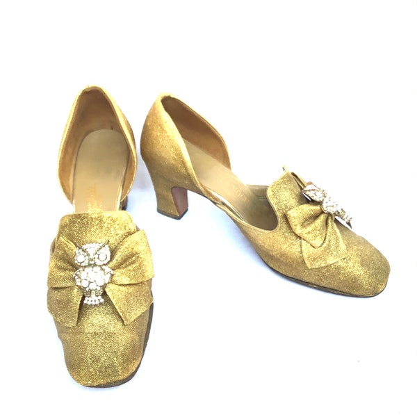 Schiaparelli Mod heels size 7 to 7.5 rare 1960 60s shoes gold lame extravagant unique