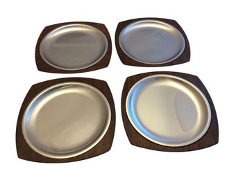 Vintage Weavewood Dinner Plates Set of 4 - Walnut/Stainless Mid Century