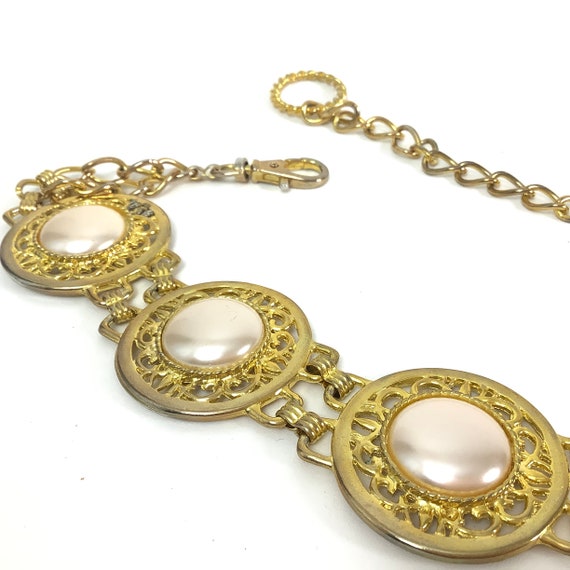 Harwill NY Vintage gold belt faux pearls medallio… - image 1