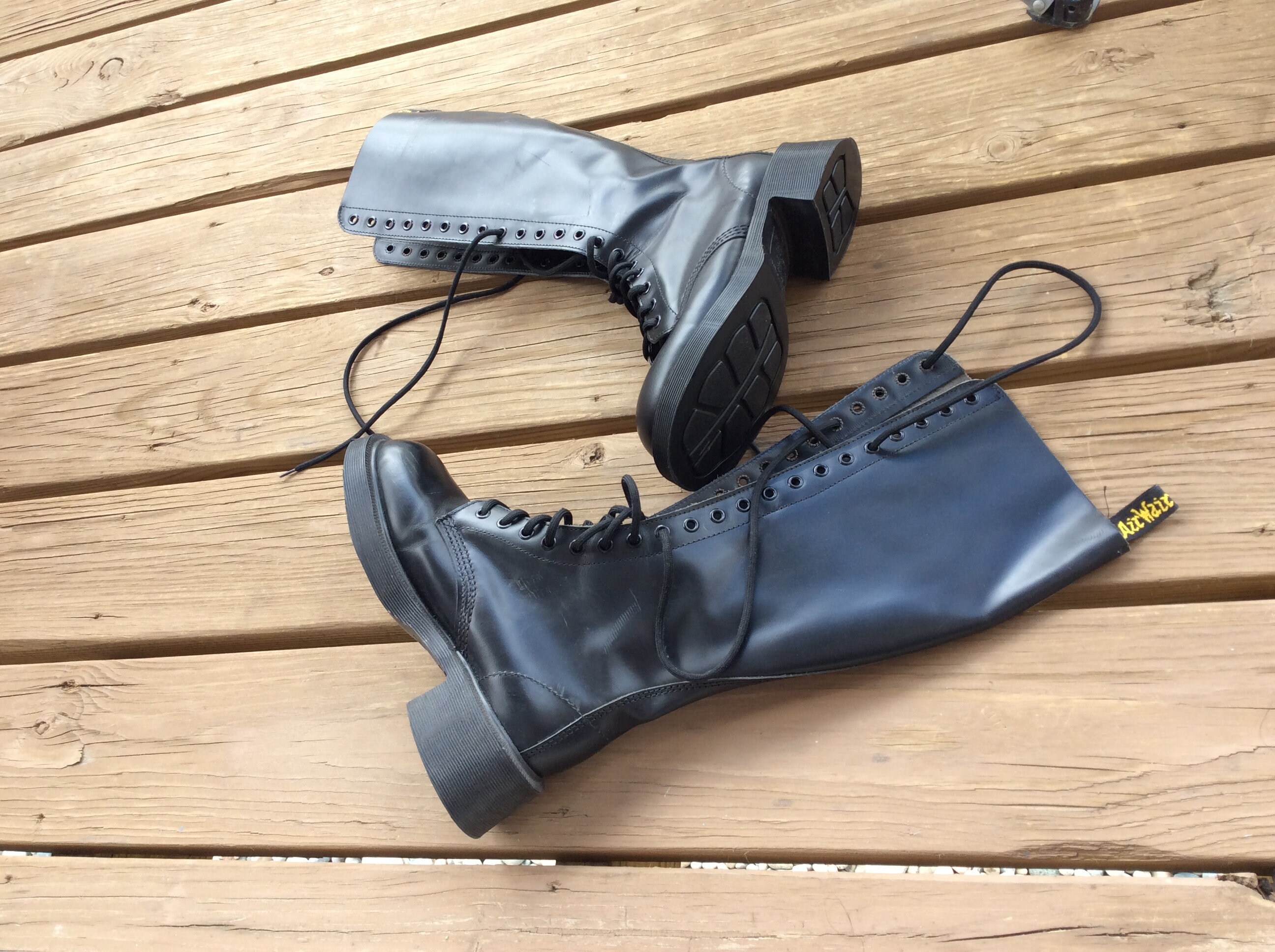 combat boots size 7