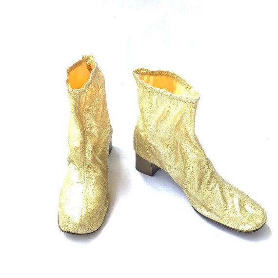 Size 9 to 9.5 Gold Lurex ankle boots Mod 1960s go… - image 4