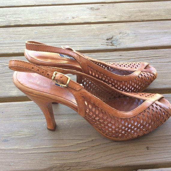 Vintage Wild Pair wood sole leather sandals heels… - image 7