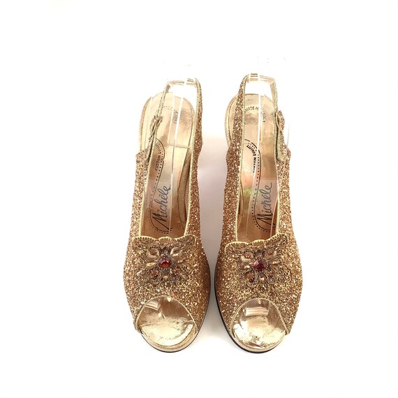 Vintage 50s platform gold glitter 60s heels shoes… - image 4