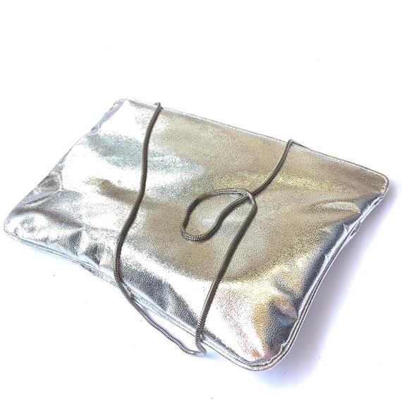 Vintage shoulder bag clutch metallic matte silver… - image 4