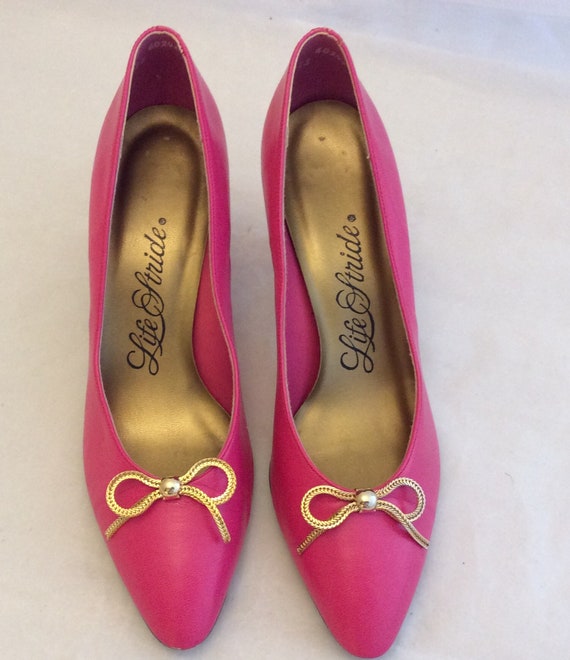 size 2 pink heels