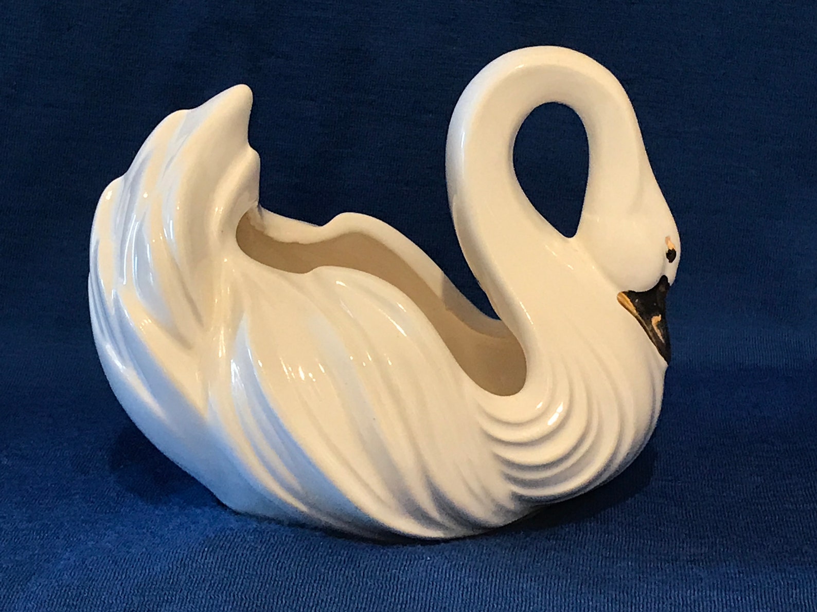 Vintage Weißer Keramik Schwan mit Goldschnabel | Etsy