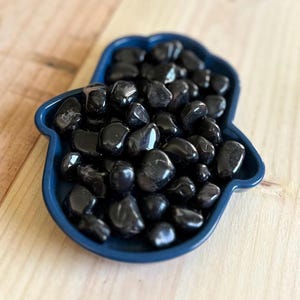 Bag of Black Onyx Small Tumbled Crystals | Bulk Options | Metaphysical Crystals