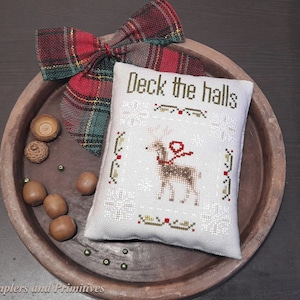 Primitive Christmas cross stitch pattern pdf download, Samplers and Primitives, Christmas reindeer cross stitch bowl filler, snow reindeer