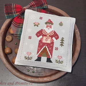 Primitive Christmas cross stitch pattern pdf download, Samplers and Primitives, Christmas cross stitch bowl filler, Santa patchwork