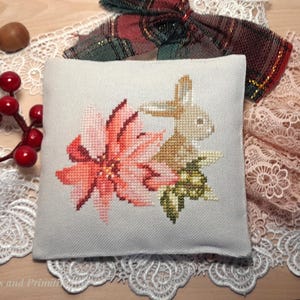 Primitive Christmas cross stitch pattern pdf download, Samplers and Primitives, Christmas cross stitch bowl filler, bunny Christmas