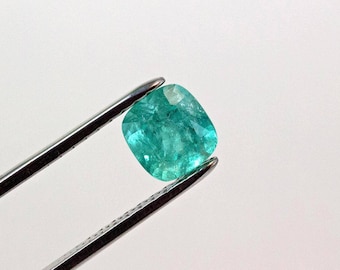 8mm 2.1 Carat Cushion Cut Natural Colombian Emerald Loose Gemstone
