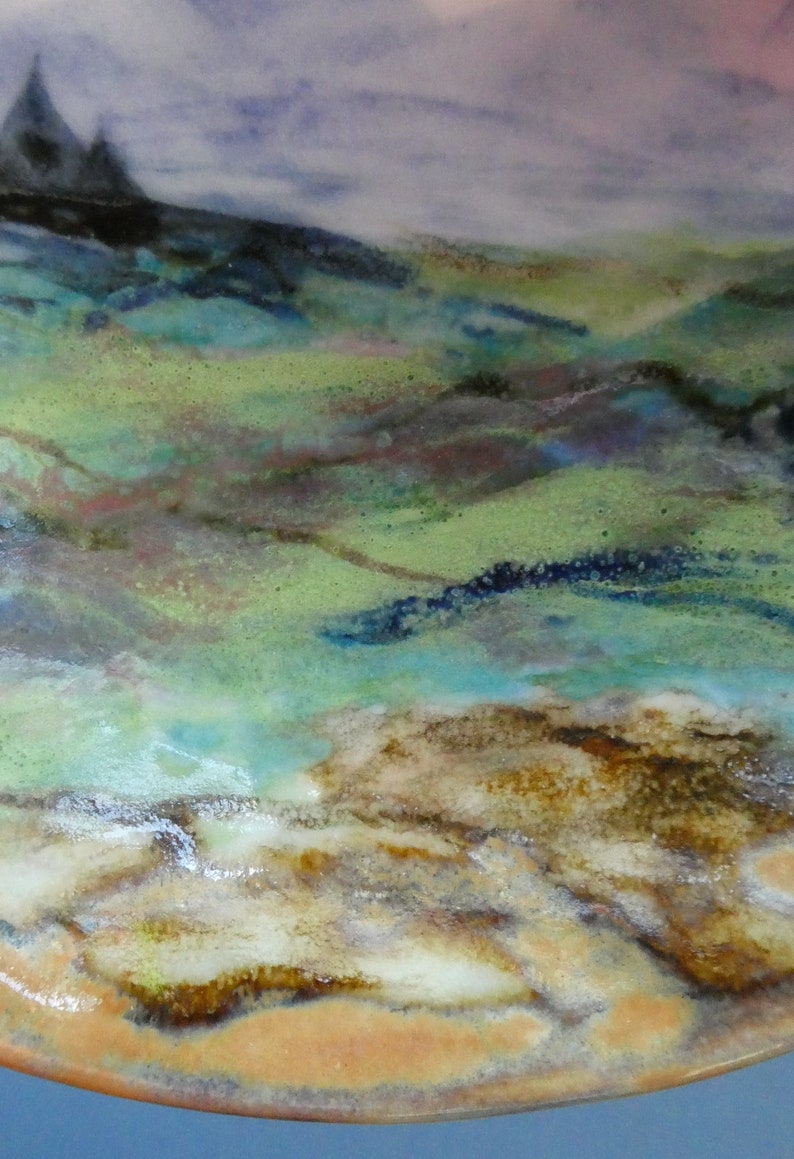 SCOTTISH POTTERY. Pretty Handpainted Highland Landscape HIGHLAND